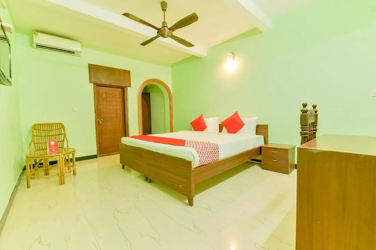 Hotel Oyo 14976 Ritu Beach Resort Alappuzha