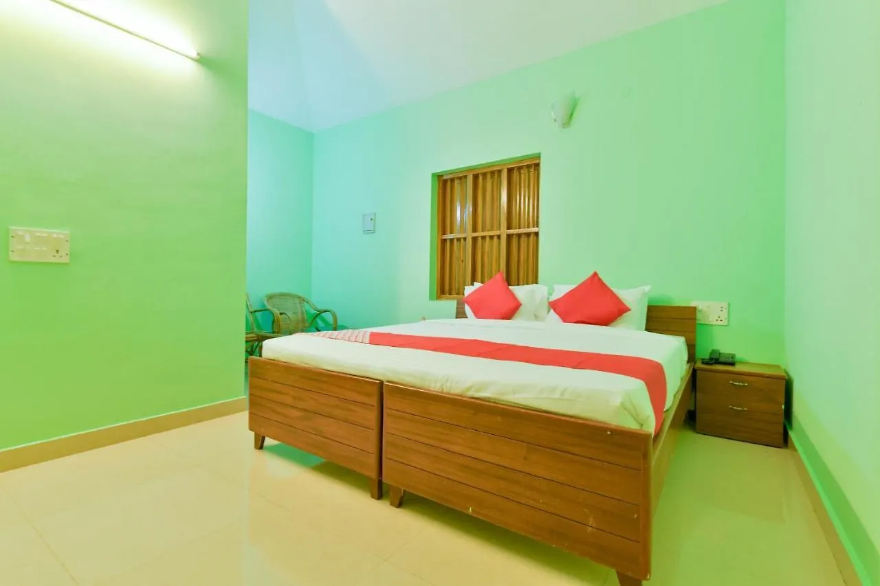 *** Hotel Oyo 14976 Ritu Beach Resort Alappuzha India